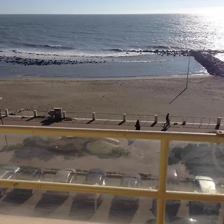 Apartment Wonderful Front Sea Lido di Ostia